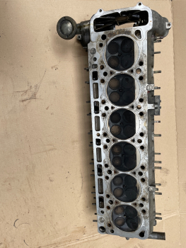 BMW M5 E28 M6 E24 Cylinderhead M88/3 Motor engine head